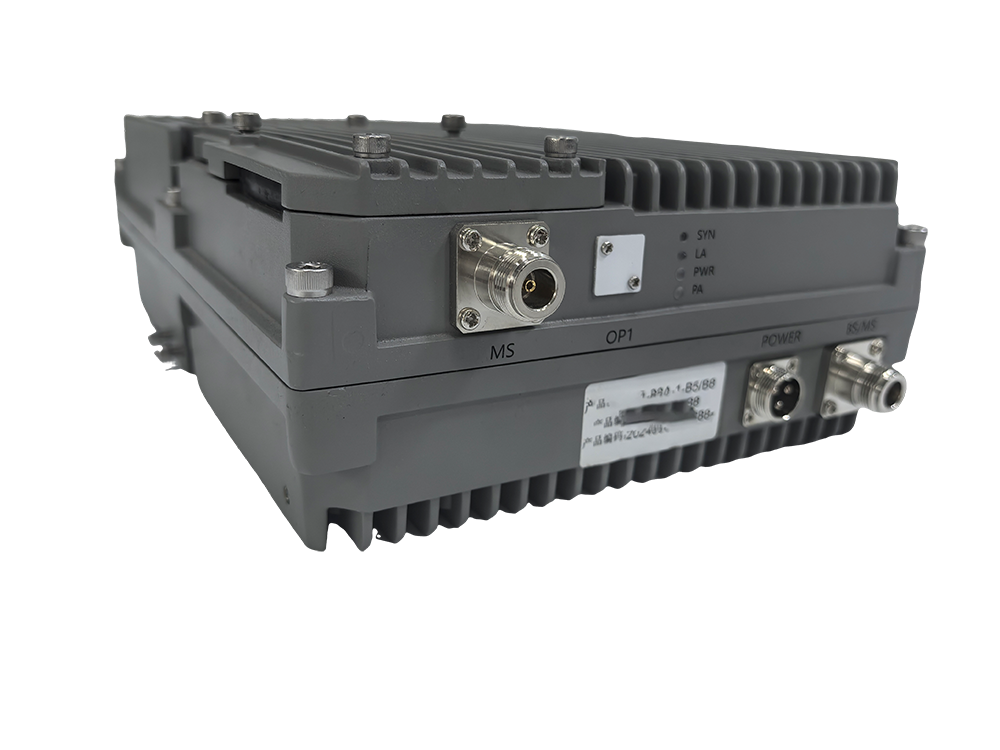  泰顺三频手机信号接收器2000㎡